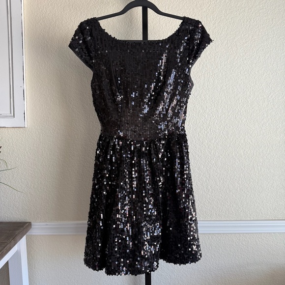 B Darlin Black Sequin Mini Dress Juniors 13/14 Party Holiday Cocktail Evening - Picture 1 of 11